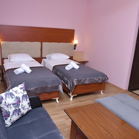 Şǝki Yaffle Inn Shaki Boutique Hotel מראה חיצוני תמונה