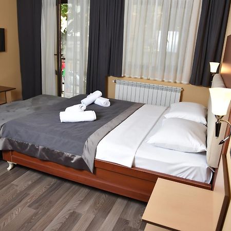 Şǝki Yaffle Inn Shaki Boutique Hotel מראה חיצוני תמונה