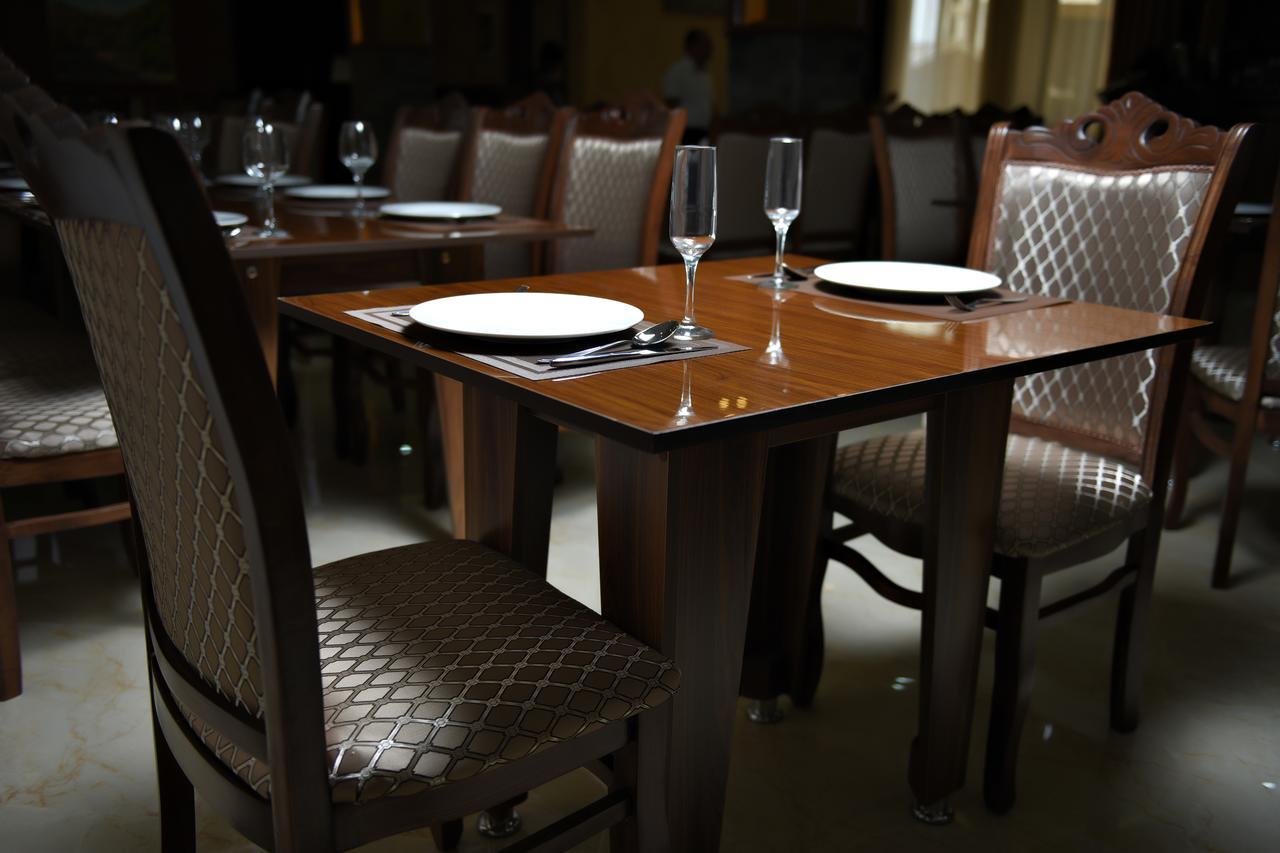 Şǝki Yaffle Inn Shaki Boutique Hotel מראה חיצוני תמונה